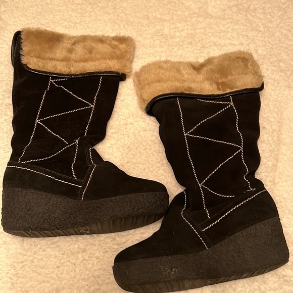 Steve Madden Shoes - Steve Madden Black Boots